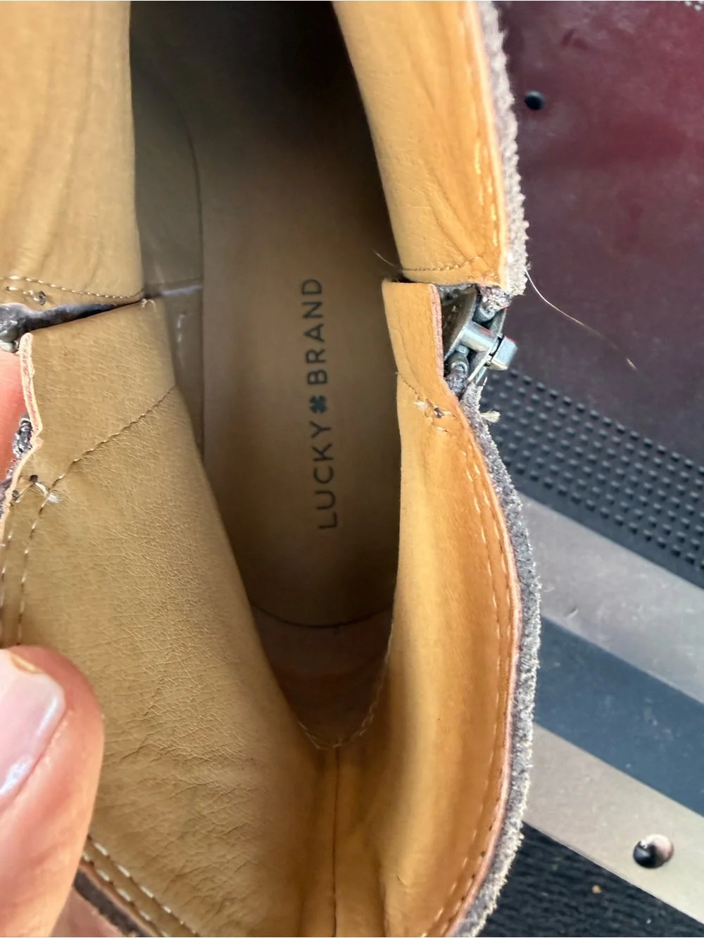 Lucky Brand chic lucky